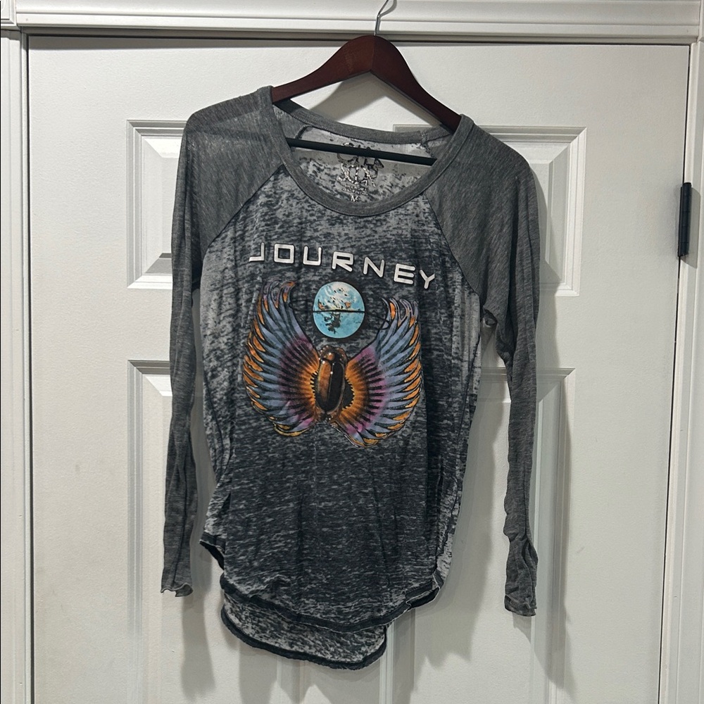 Women’s Gray Long-Sleeve Graphic Top